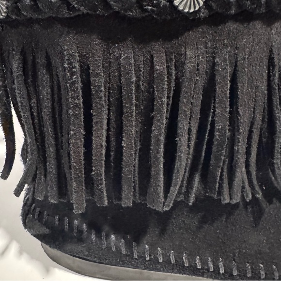 Minnetonka Black Suede Fringe Boots Size 9 - Picture 4 of 14